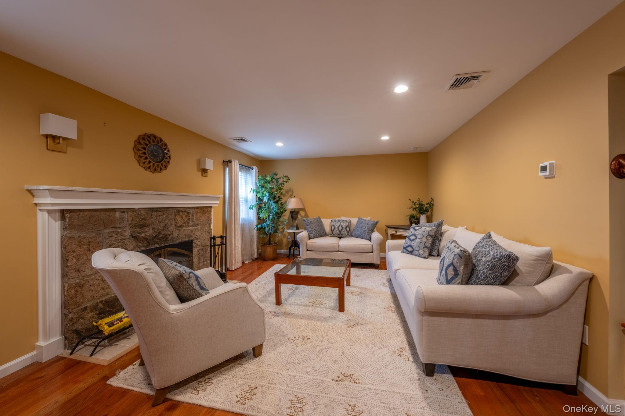 #14 photo, 20 Sterling Place, Roosevelt , NY 11575