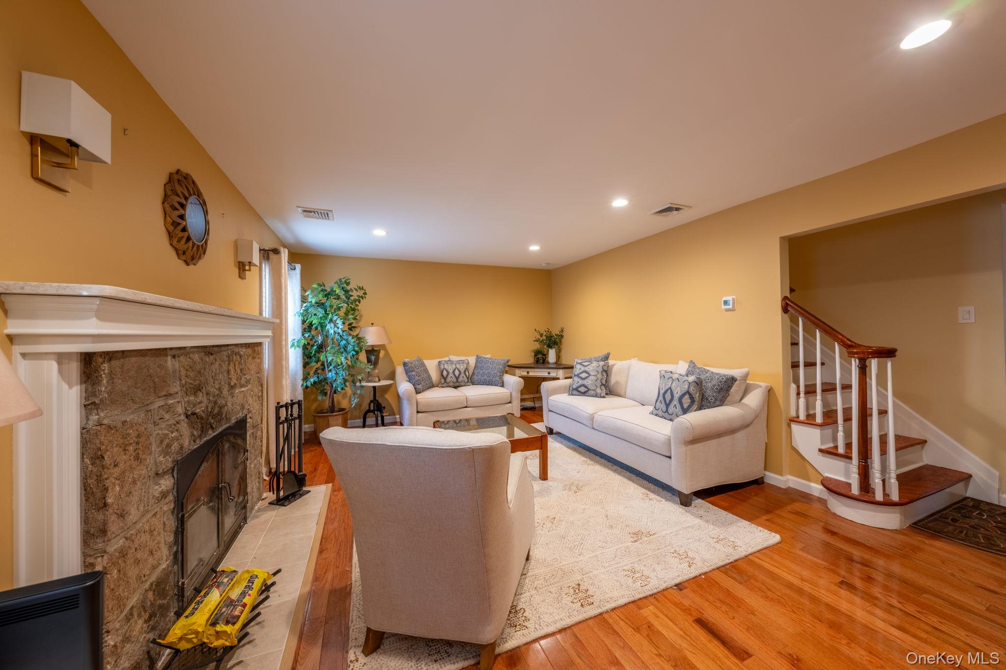 #15 photo, 20 Sterling Place, Roosevelt , NY 11575