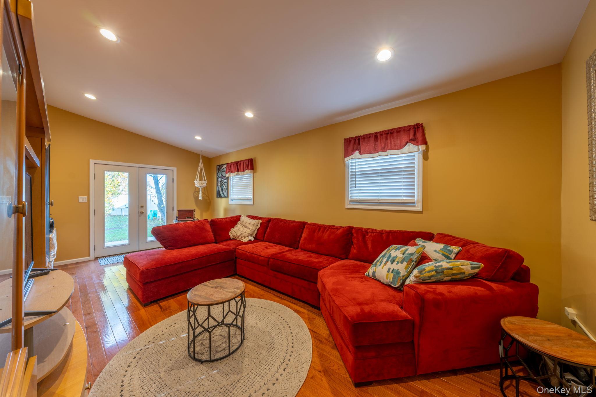 #3 photo, 20 Sterling Place, Roosevelt , NY 11575