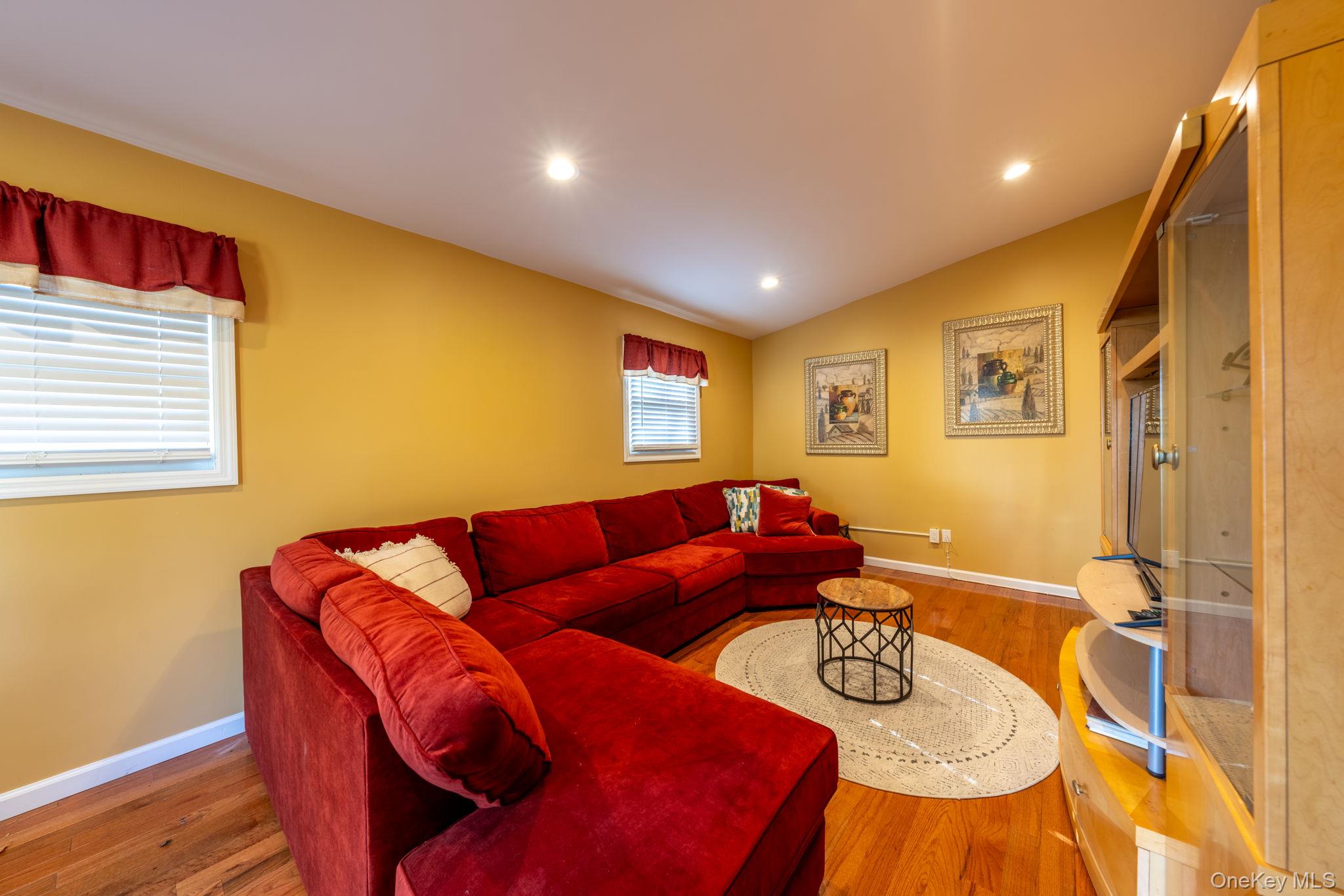 #5 photo, 20 Sterling Place, Roosevelt , NY 11575