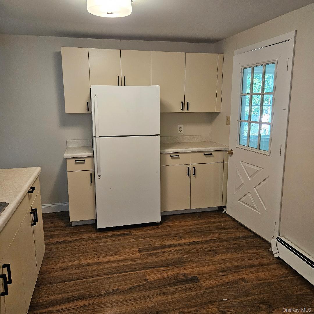 #14 photo, 29 Delano Street, Poughkeepsie , NY 12601