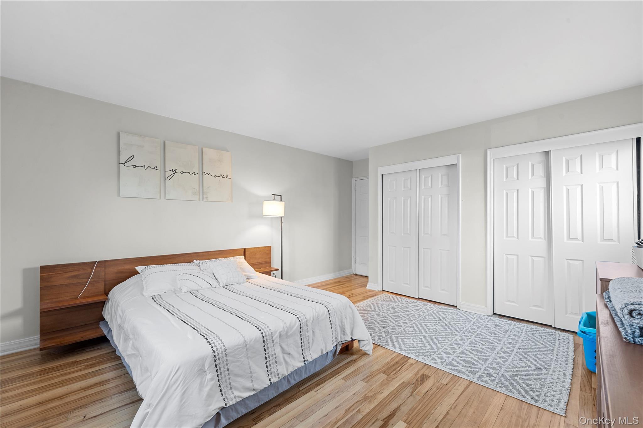 #11 photo, 51 Edmunton Drive, North Babylon , NY 11704