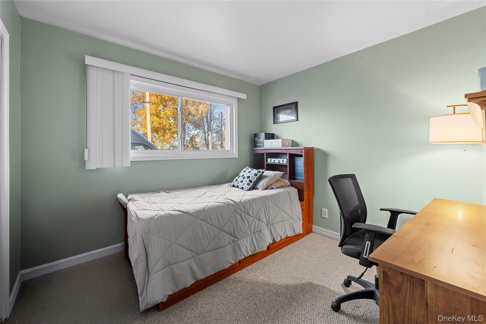 #13 photo, 51 Edmunton Drive, North Babylon , NY 11704