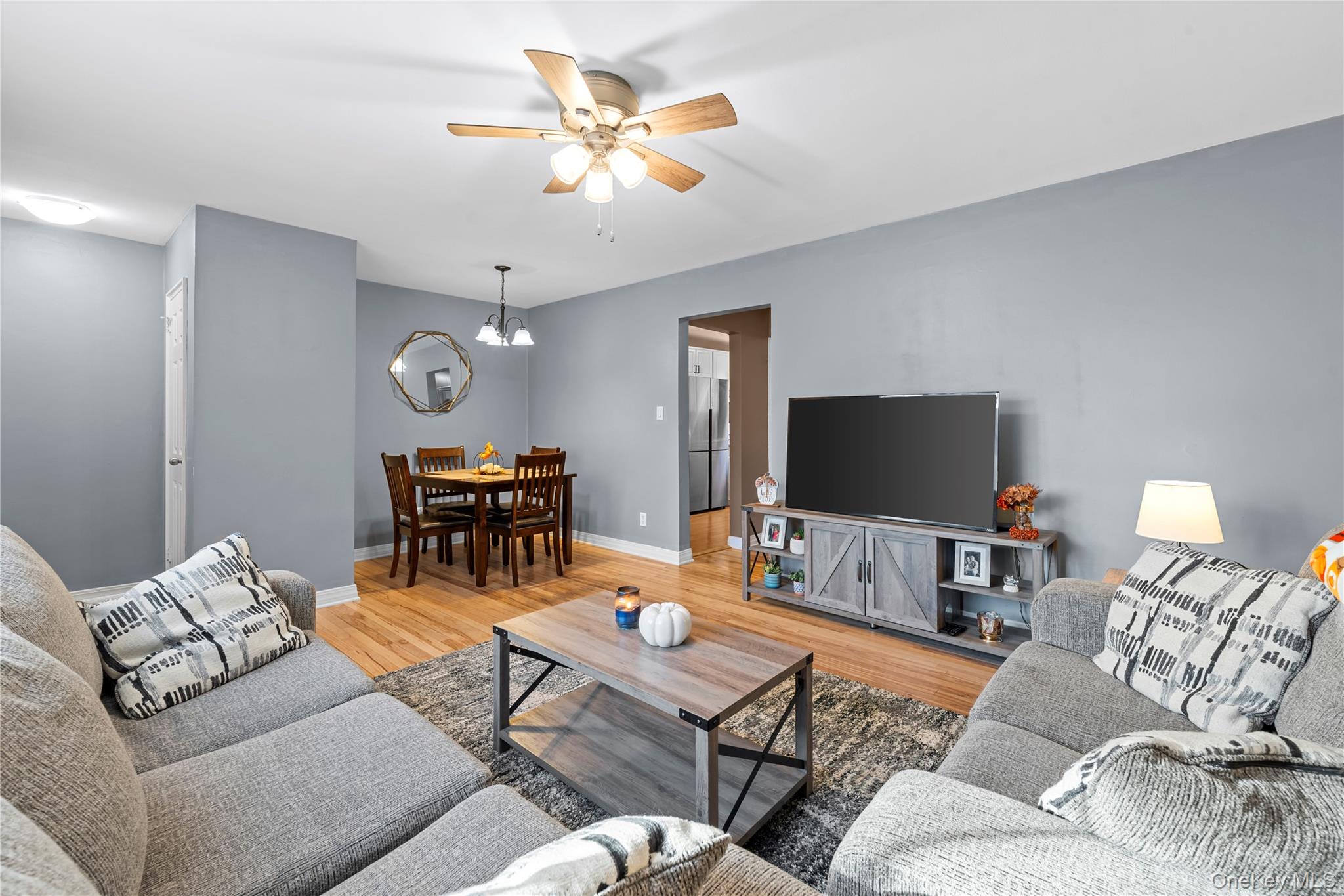 #9 photo, 51 Edmunton Drive, North Babylon , NY 11704