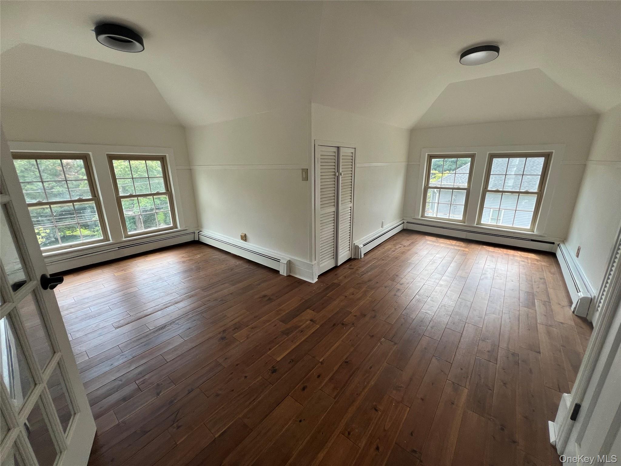 #12 photo, 27 Dosoris Way, Glen Cove , NY 11542