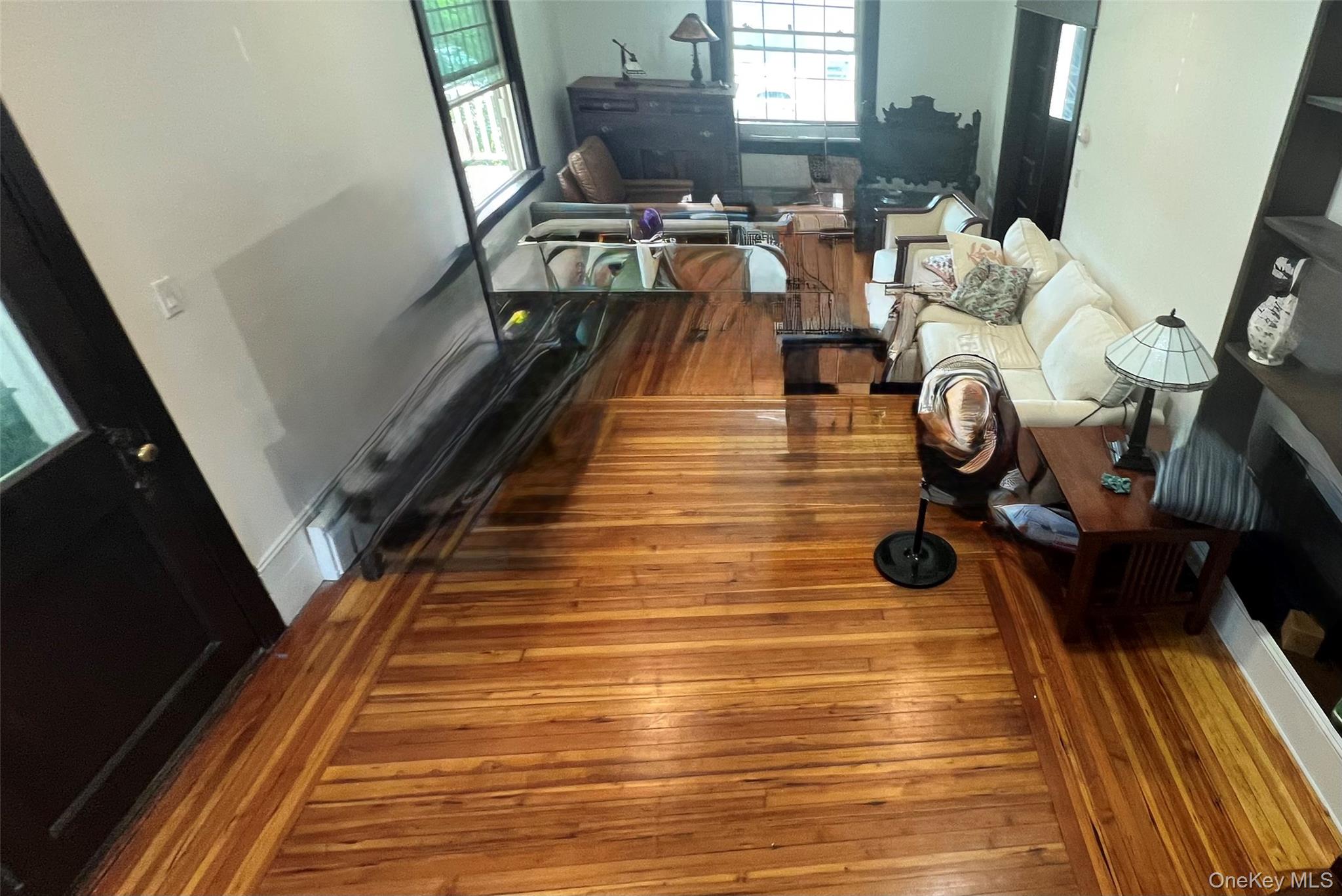 #4 photo, 27 Dosoris Way, Glen Cove , NY 11542