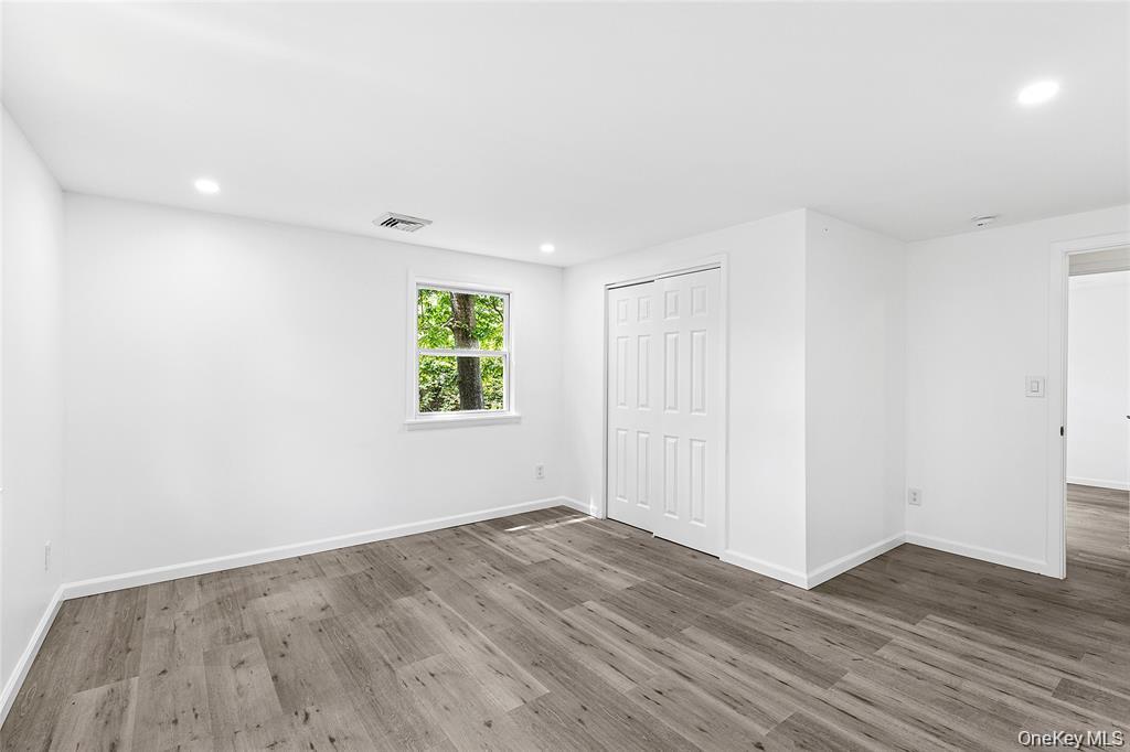 #9 photo, 46 Saint George Drive, সাফোক কাউন্টি Shirley , NY 11967