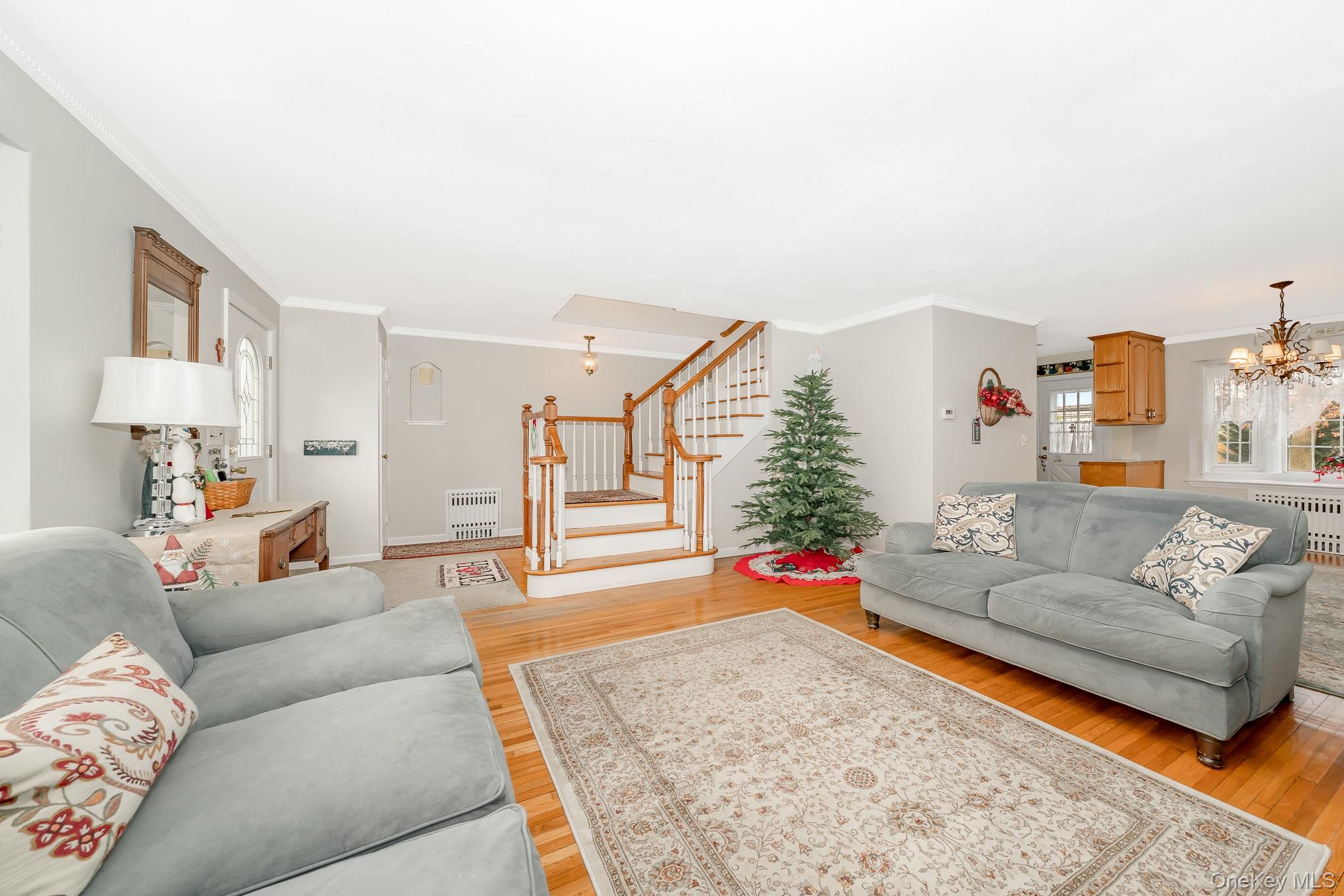 #11 photo, 3861 Wilburne Avenue, Seaford , NY 11783