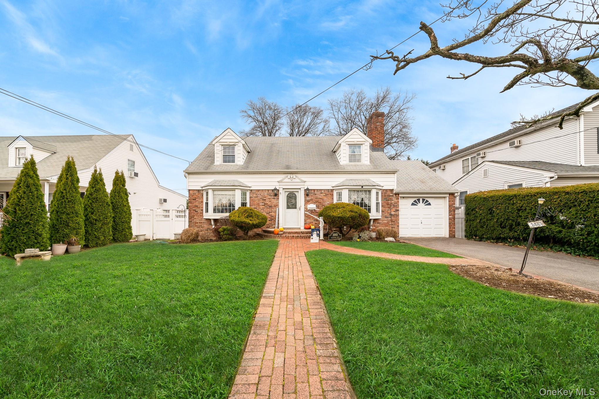 #2 photo, 3861 Wilburne Avenue, Seaford , NY 11783