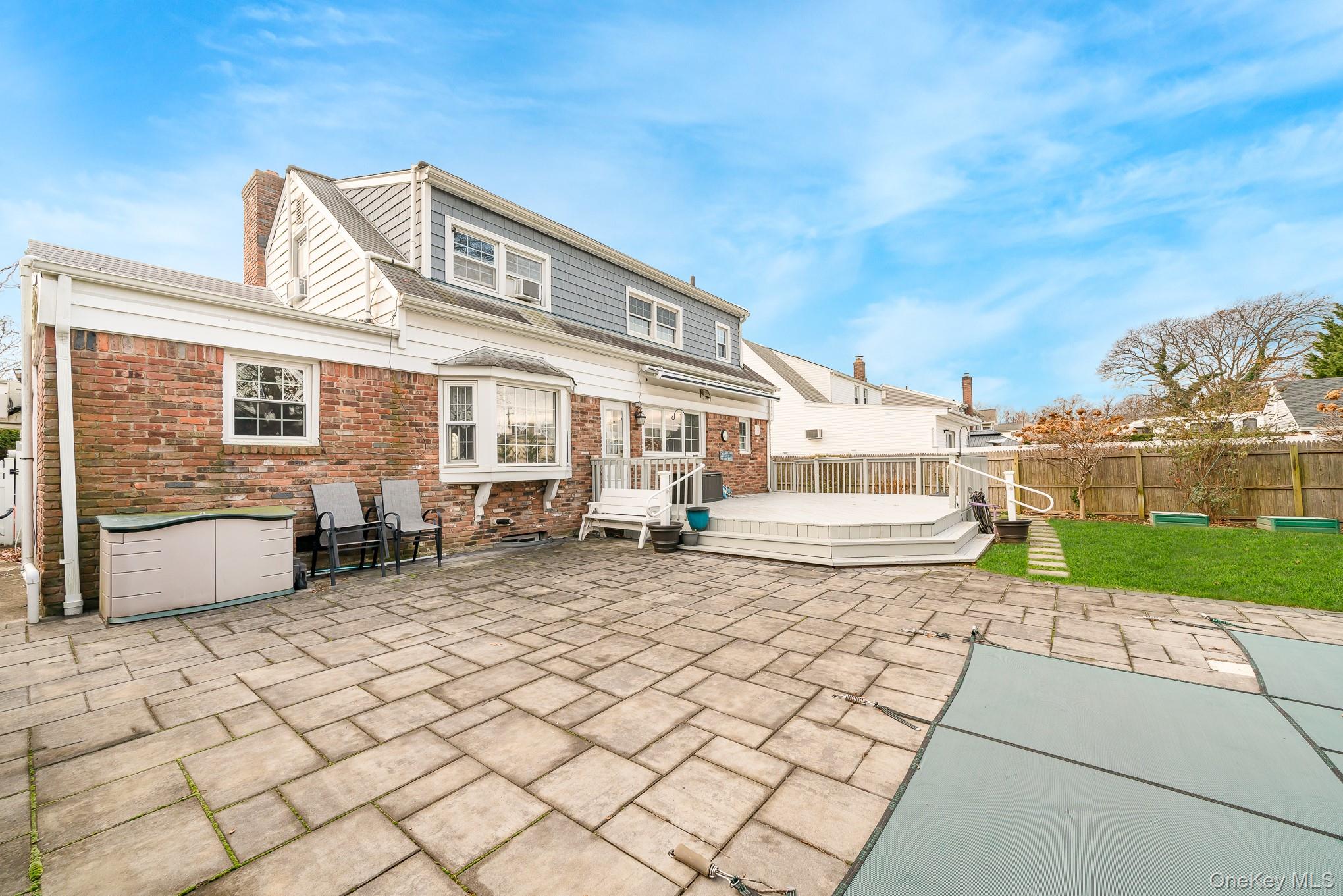 #4 photo, 3861 Wilburne Avenue, Seaford , NY 11783