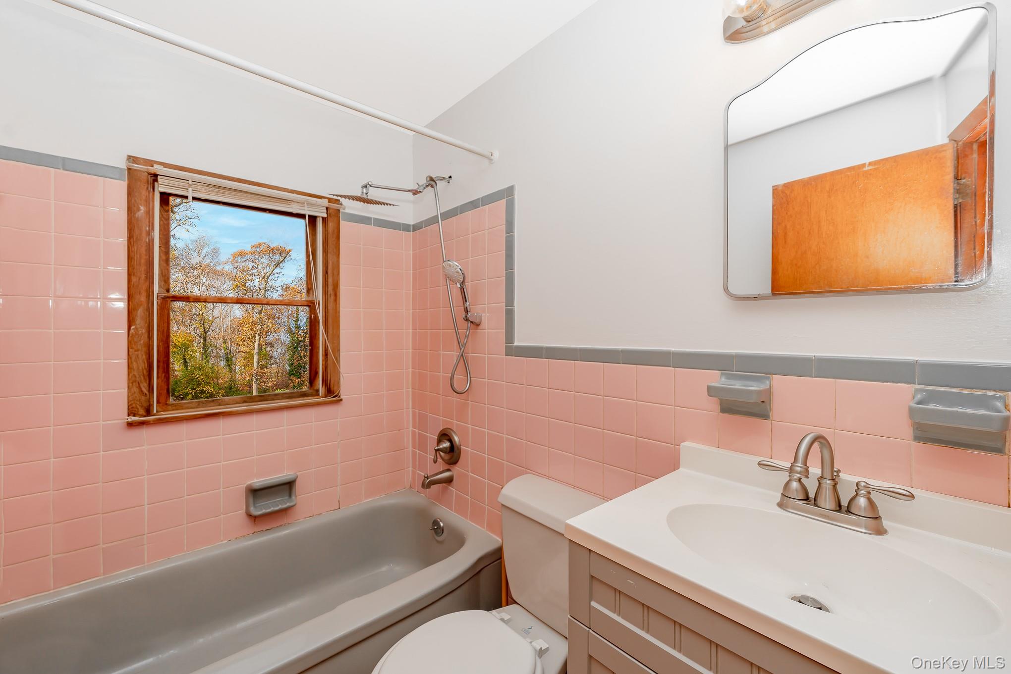 #16 photo, 242 N Pine Street, Massapequa , NY 11758