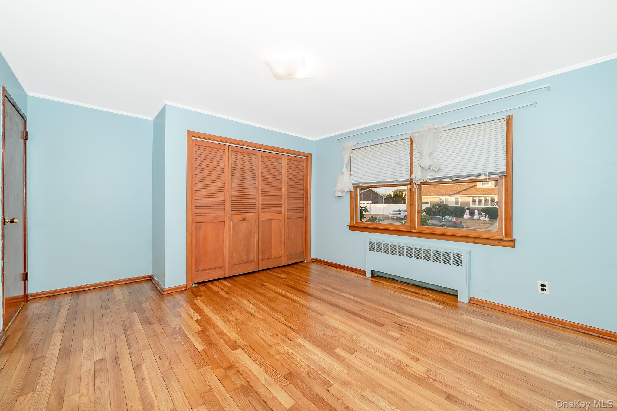 #8 photo, 242 N Pine Street, Massapequa , NY 11758