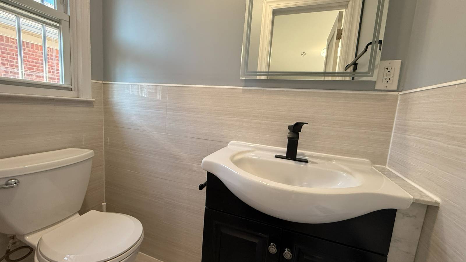 #12 photo, 262-16 60 Rd, Little Neck , NY 11362