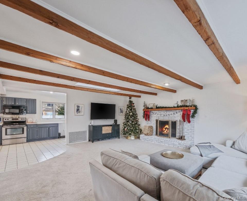 #11 photo, 114 Monroe Avenue, Patchogue , NY 11772