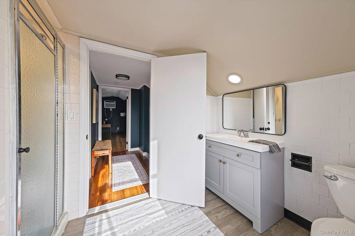 #31 photo, 114 Monroe Avenue, Patchogue , NY 11772