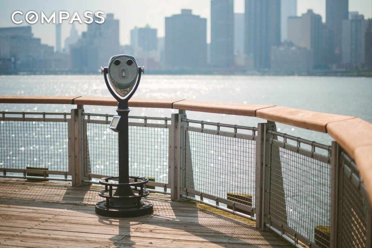 #12 photo, 46-09 11th Street, Long Island City , NY 11101