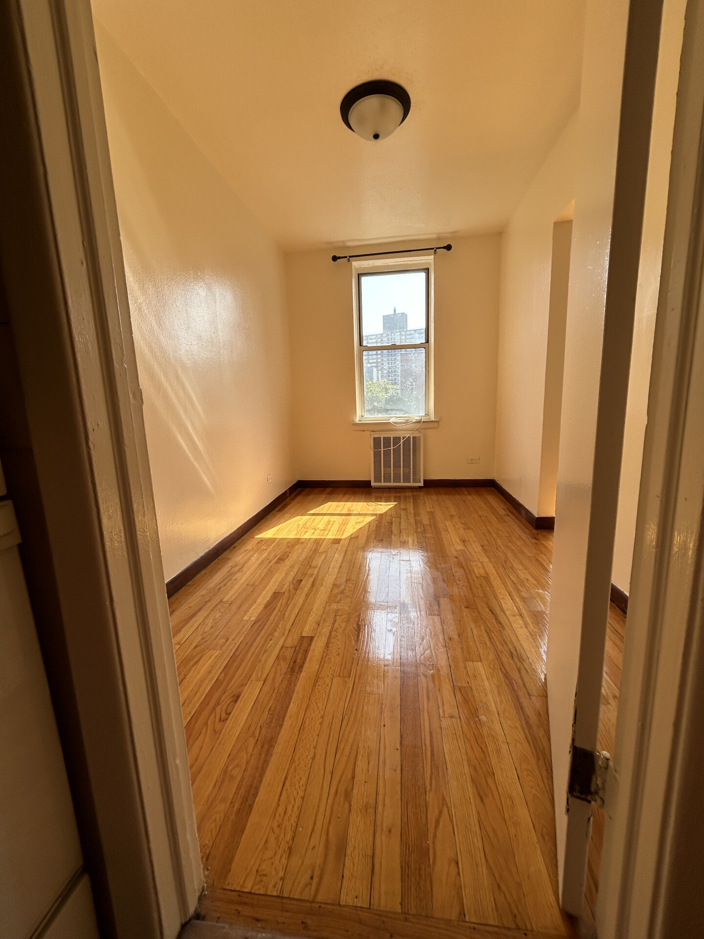 #14 photo, 2385 Barker Avenue, 布朗士 Bronxwood , NY 10467