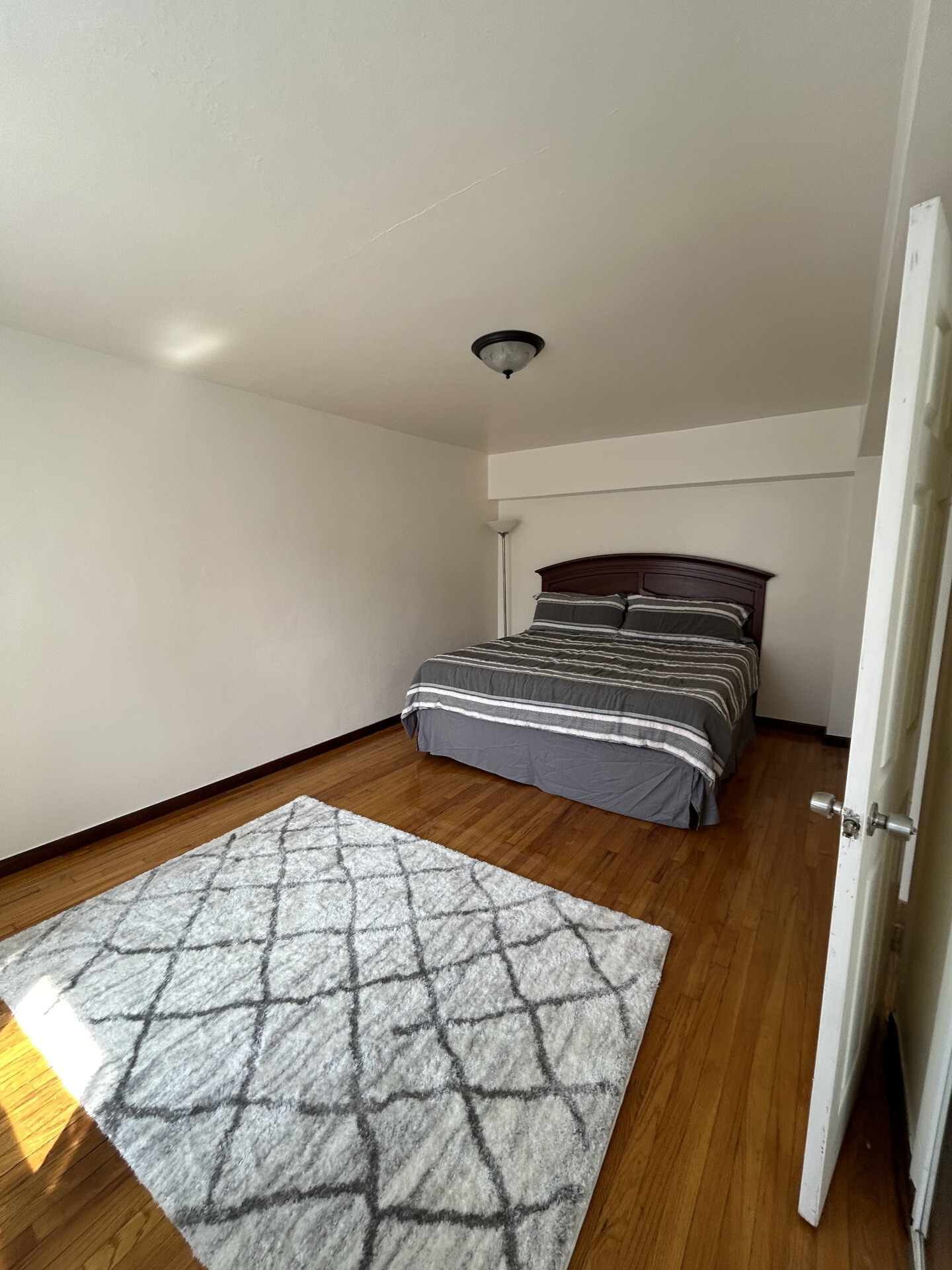 #5 photo, 2385 Barker Avenue, 布朗士 Bronxwood , NY 10467