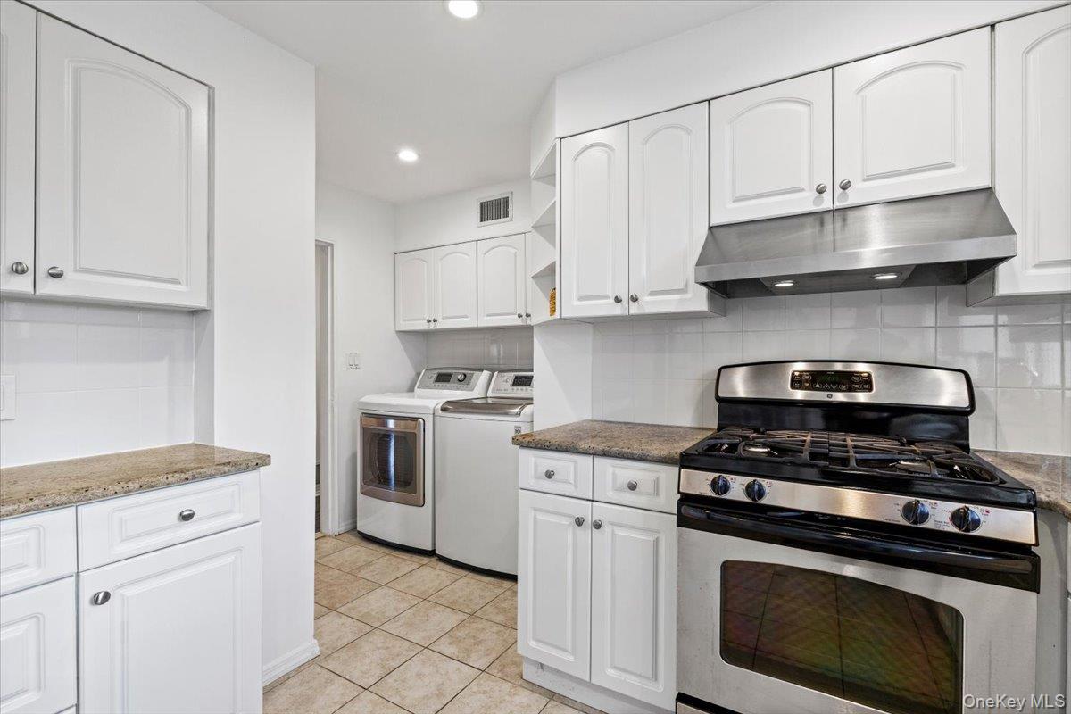 #12 photo, 22 Old Orchard Road, Rye Brook , NY 10573