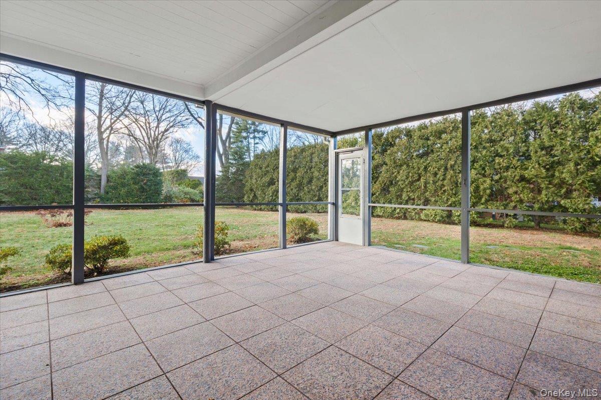 #8 photo, 22 Old Orchard Road, Rye Brook , NY 10573