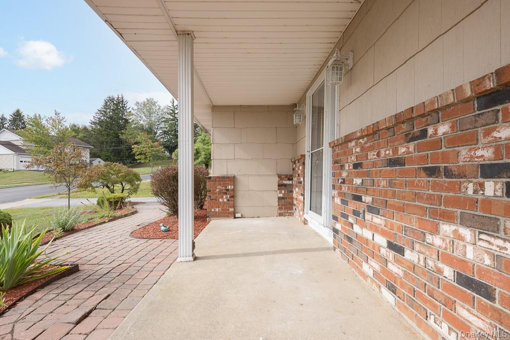 #5 photo, 132 Neptune Drive, Monroe , NY 10950