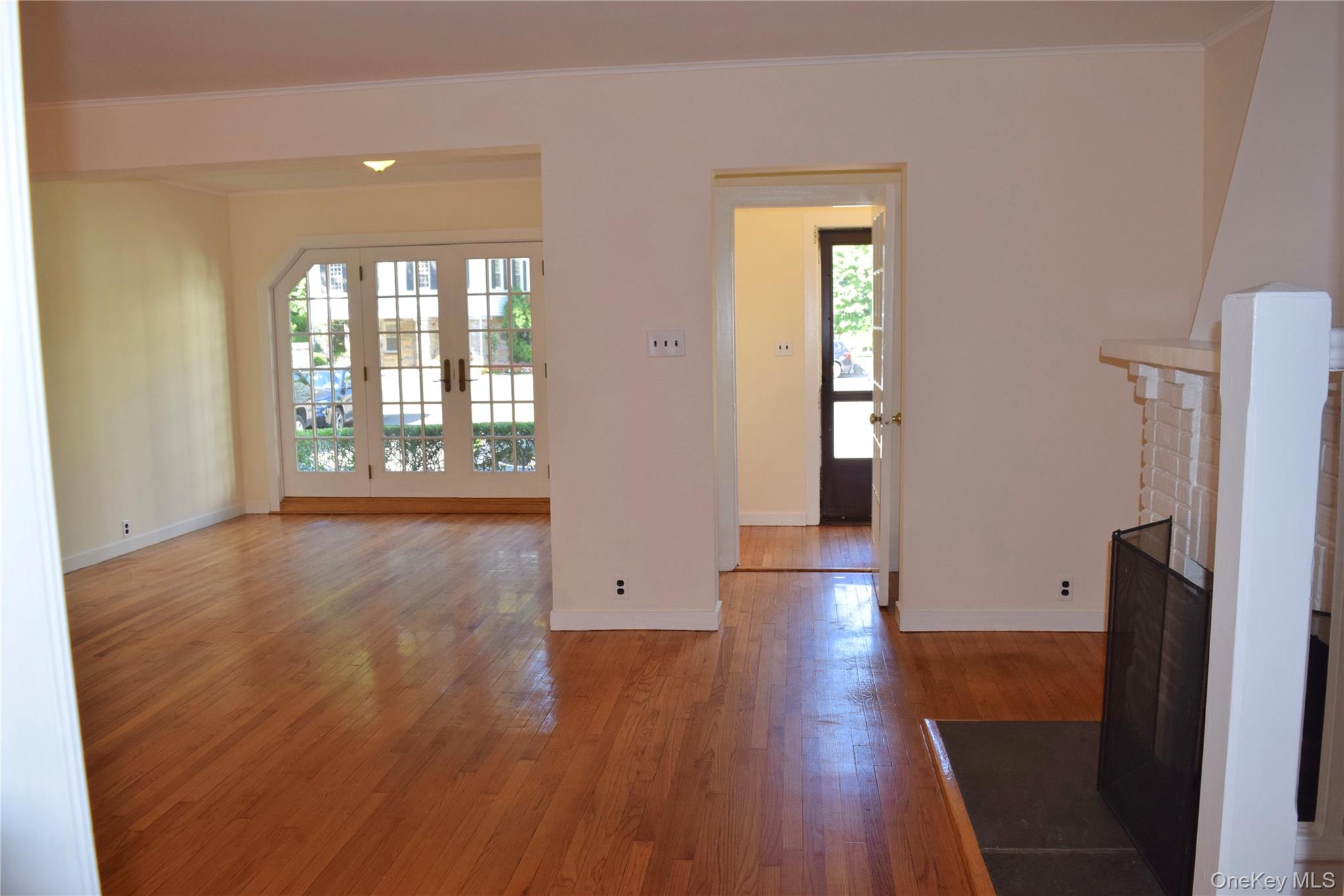 #3 photo, 5 Prescott Square, Bronxville , NY 10708