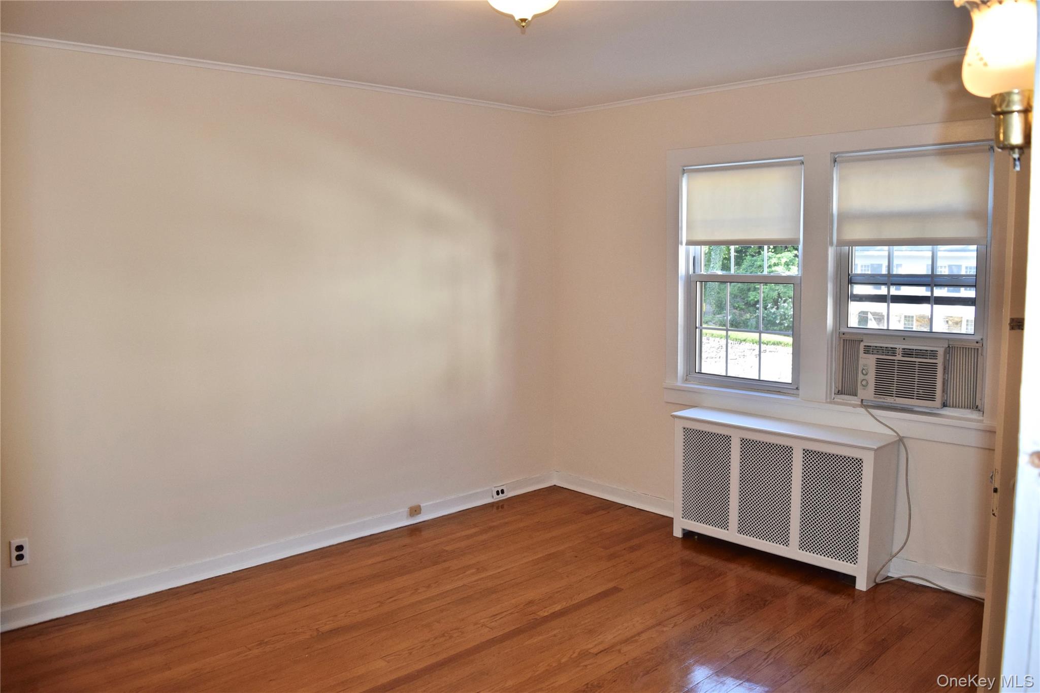 #9 photo, 5 Prescott Square, Bronxville , NY 10708