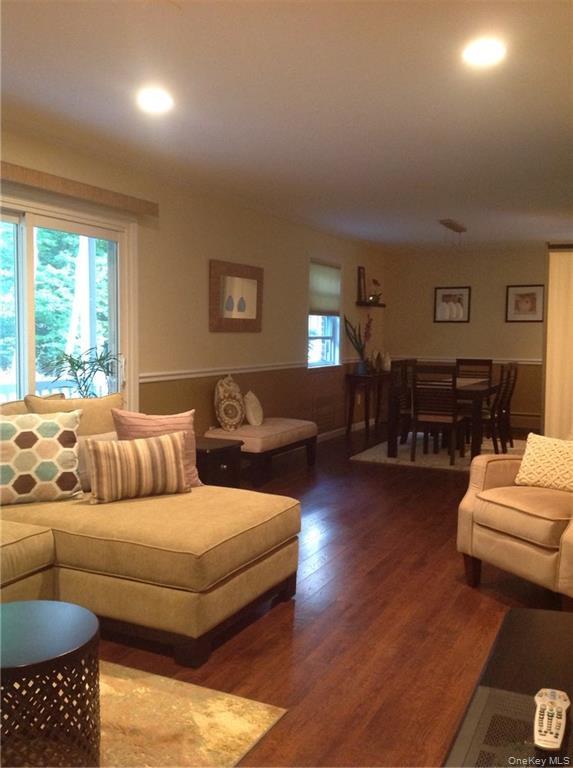 #3 photo, 144 Doxbury Lane, Suffern , NY 10901