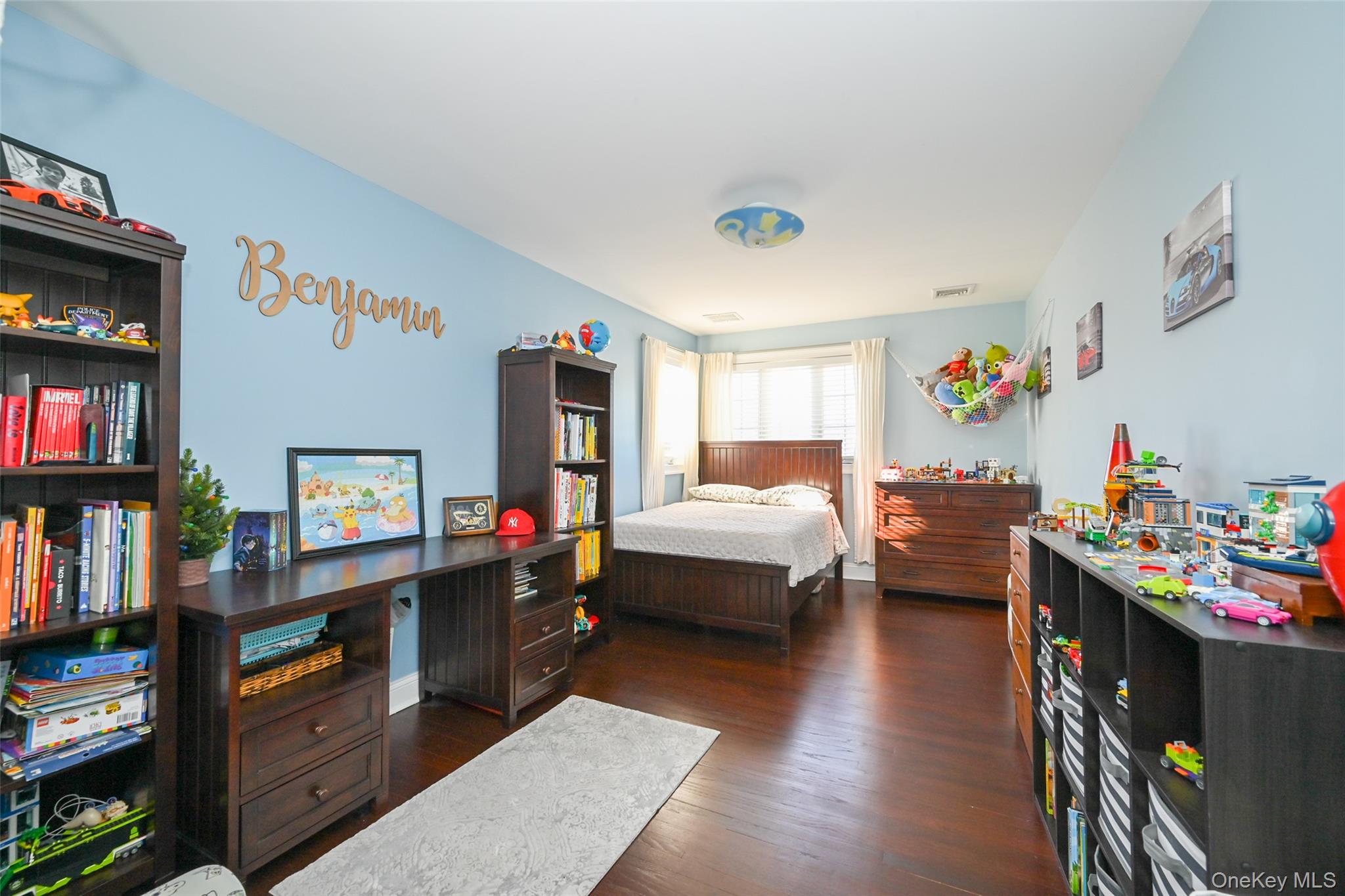 #13 photo, 4940 169th Street, Flushing , NY 11365