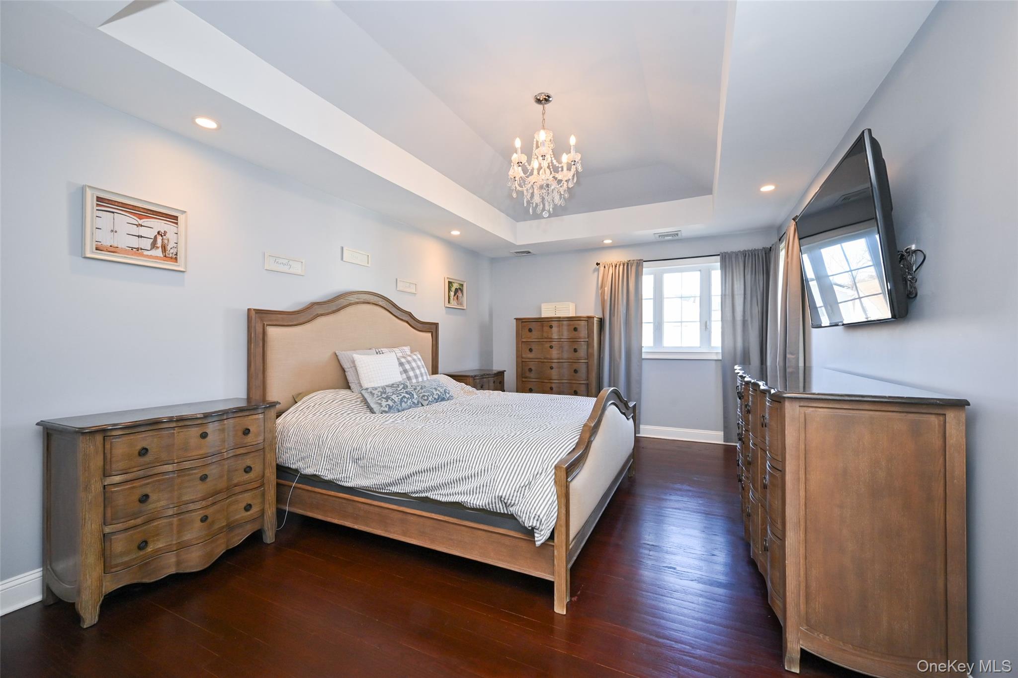 #14 photo, 4940 169th Street, Flushing , NY 11365