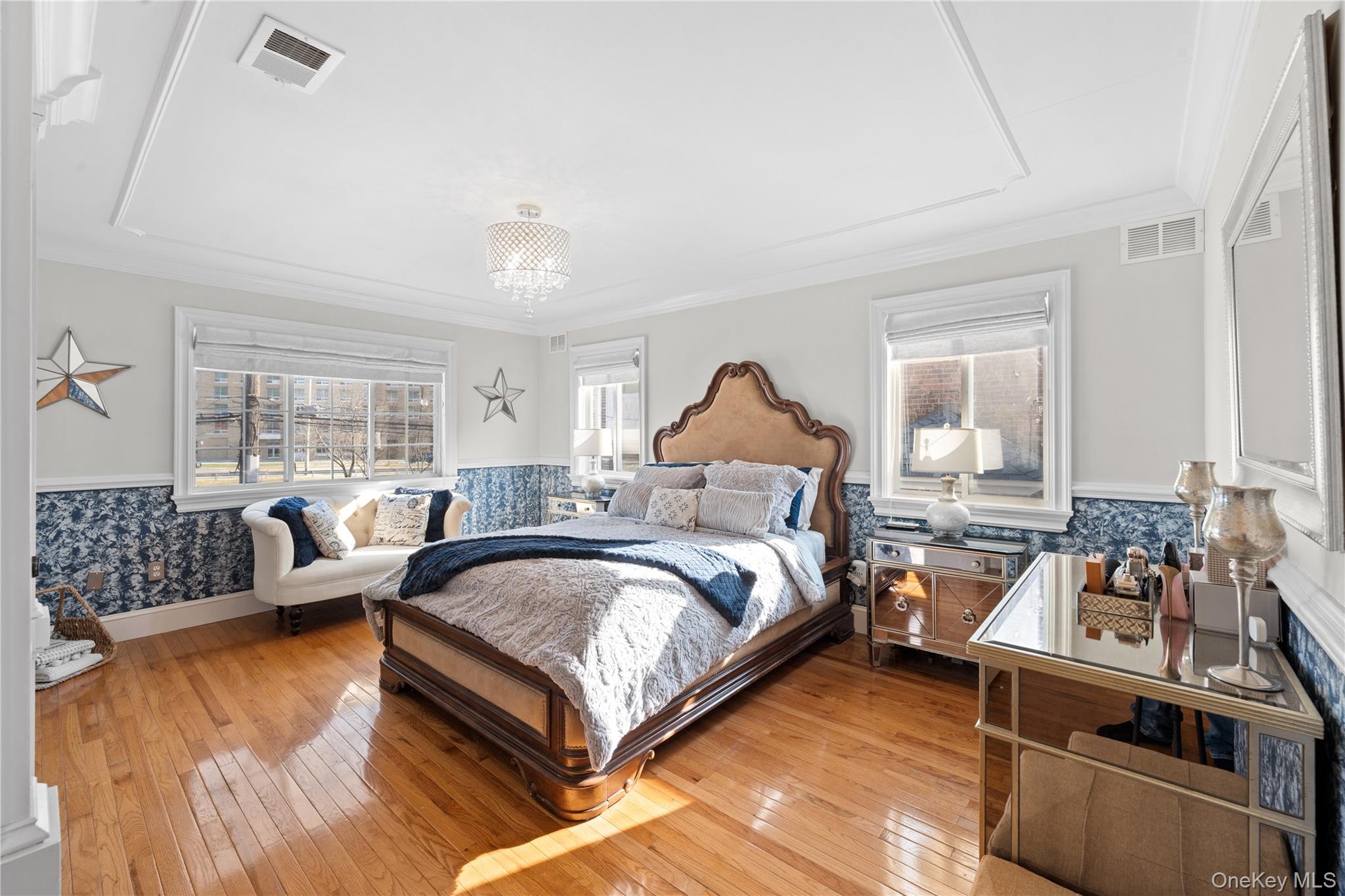 #18 photo, 431 Beach 35th Street, Far Rockaway , NY 11691