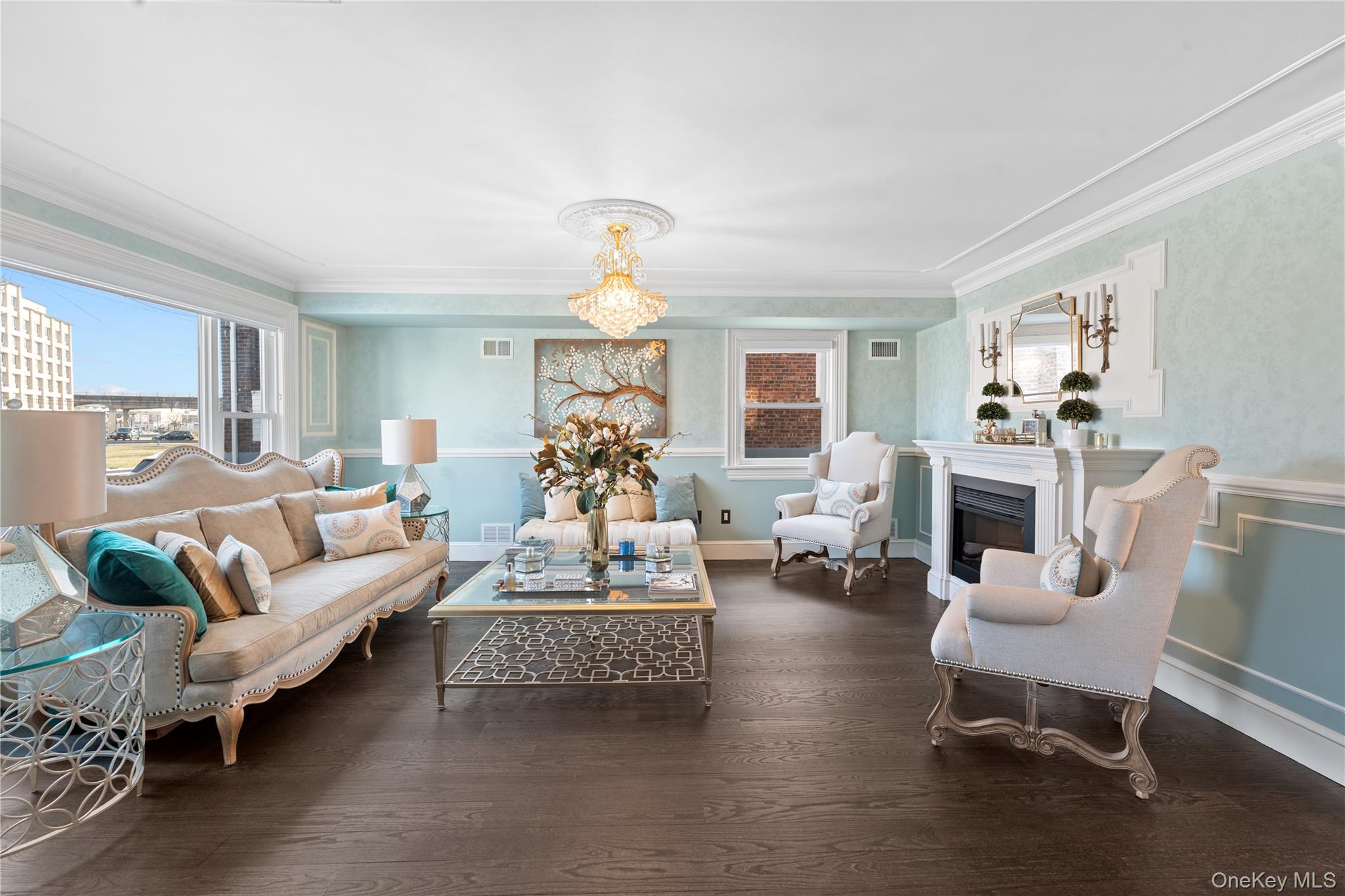 #3 photo, 431 Beach 35th Street, Far Rockaway , NY 11691