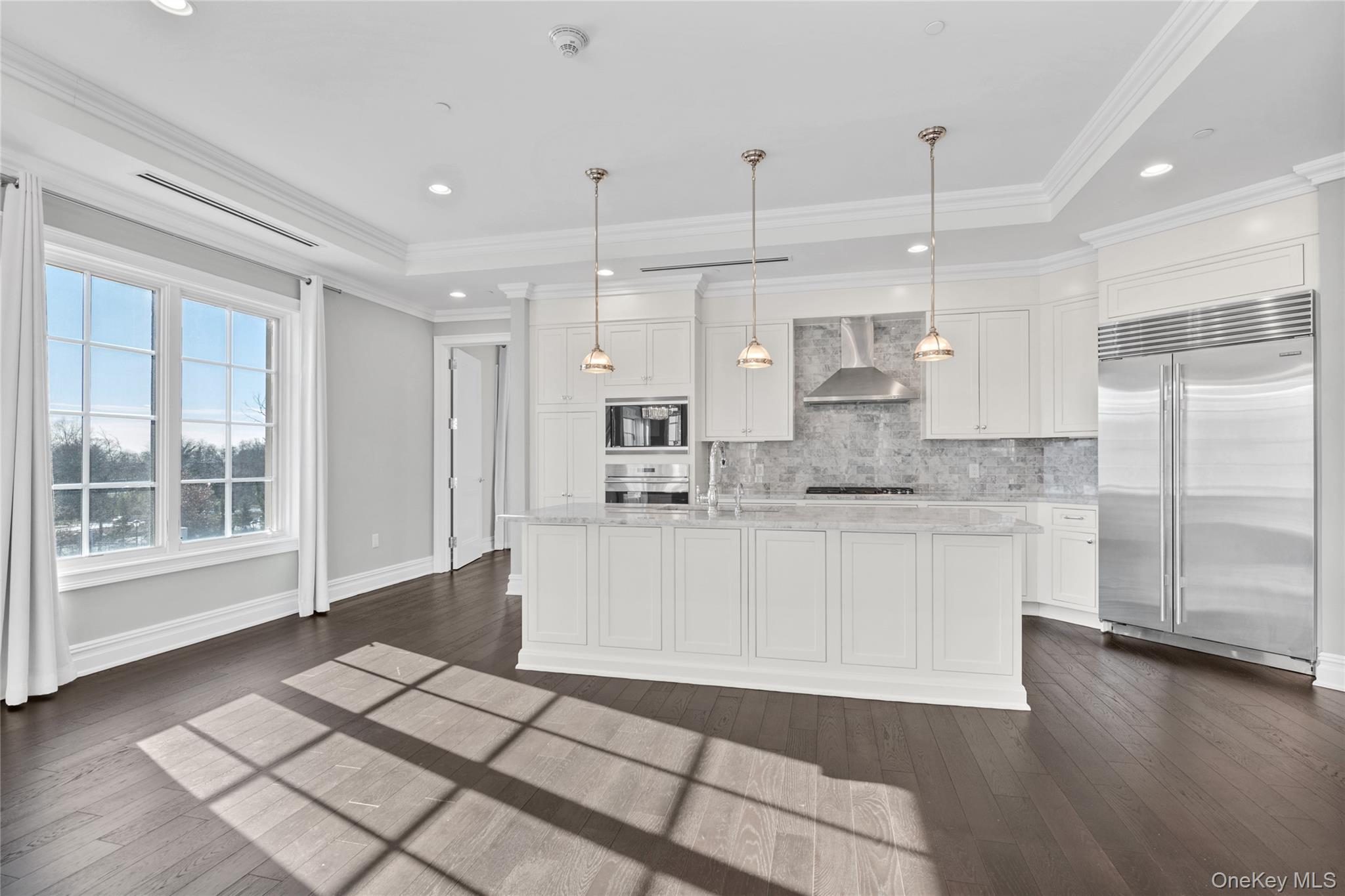 #5 photo, 5000 Royal Court, 長島 北丘 North Hills , NY 11040