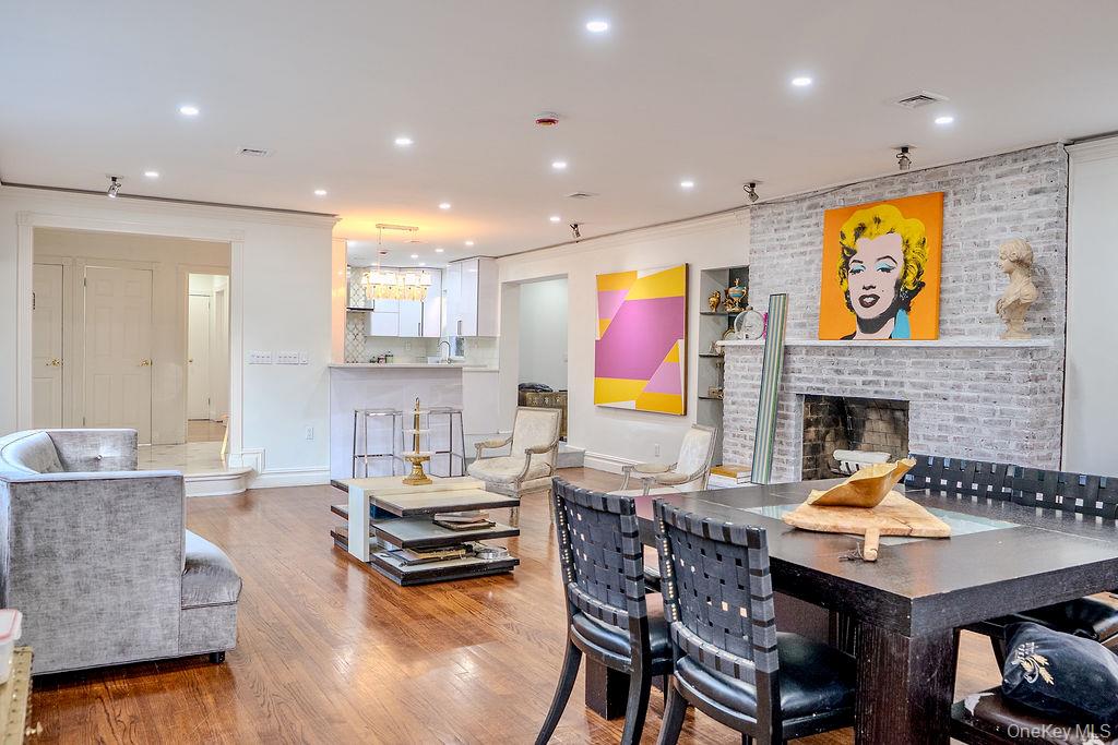 #10 photo, 9 Park Place, Great Neck , NY 11024