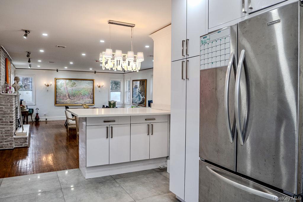 #17 photo, 9 Park Place, Great Neck , NY 11024