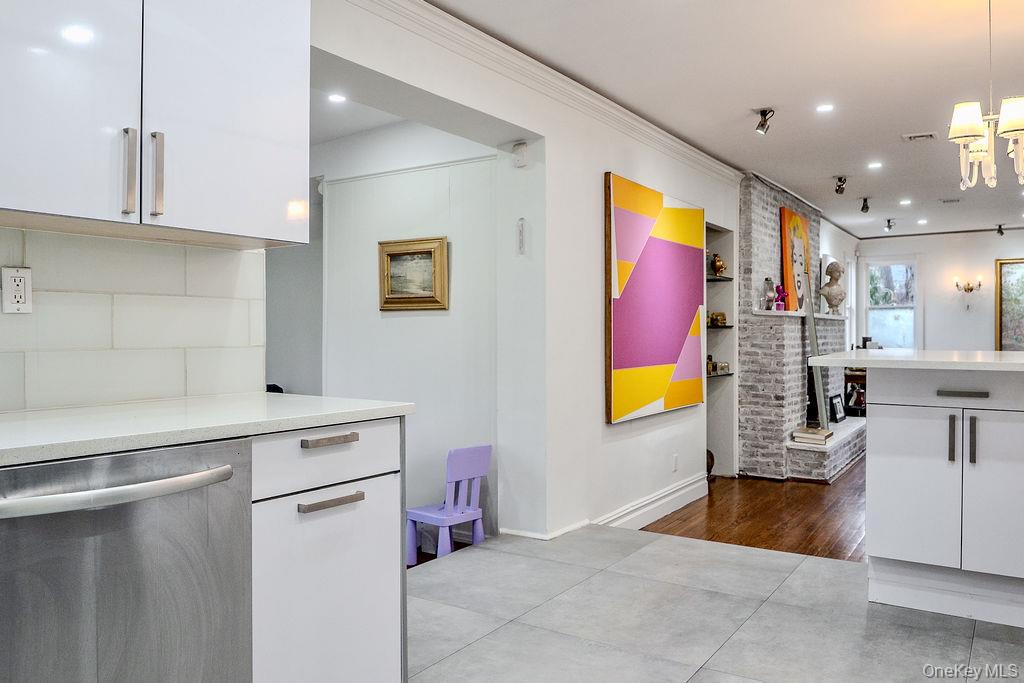 #18 photo, 9 Park Place, Great Neck , NY 11024