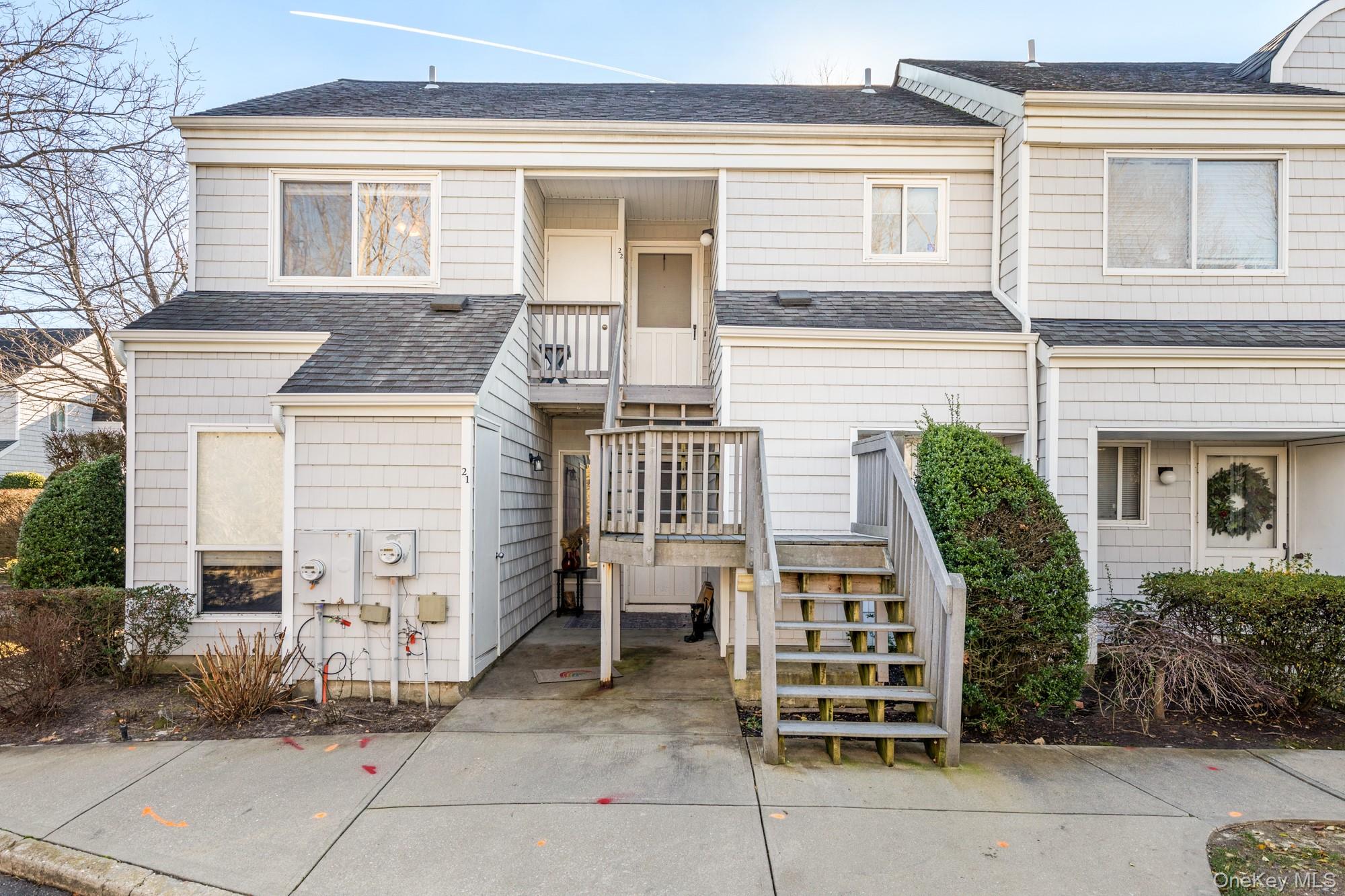 #1 photo, 220 Montauk Highway, Eastport , NY 11972