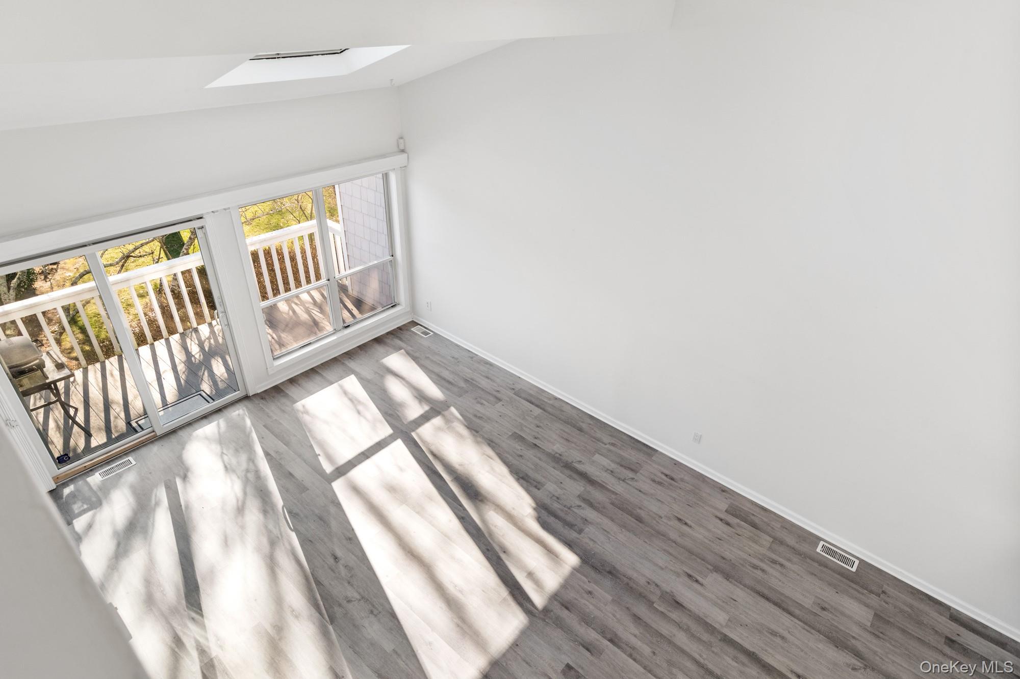 #15 photo, 220 Montauk Highway, Eastport , NY 11972