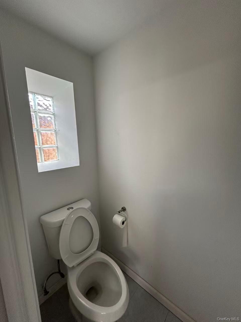 #7 photo, 13216 Maple Avenue, Flushing , NY 11355