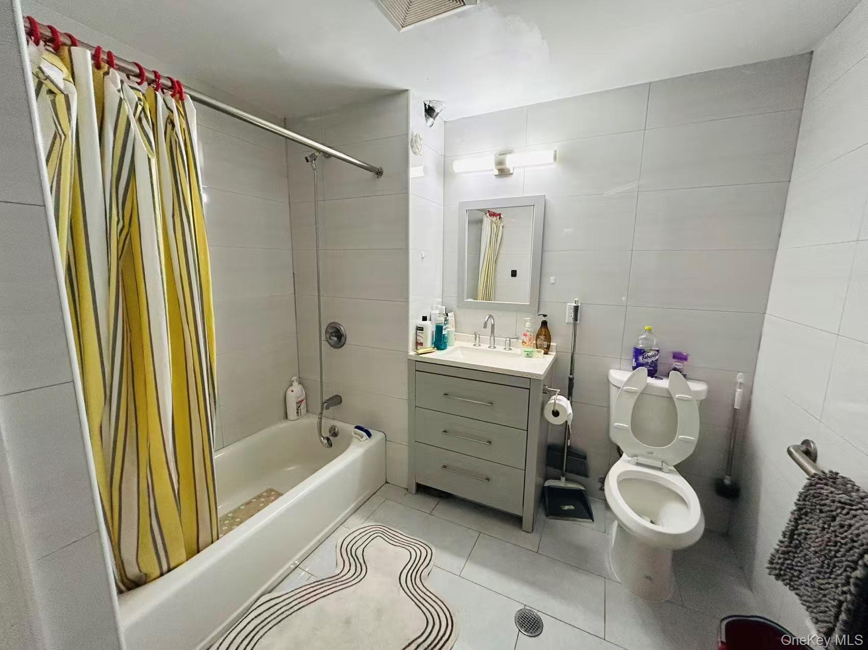 #9 photo, 13216 Maple Avenue, Flushing , NY 11355