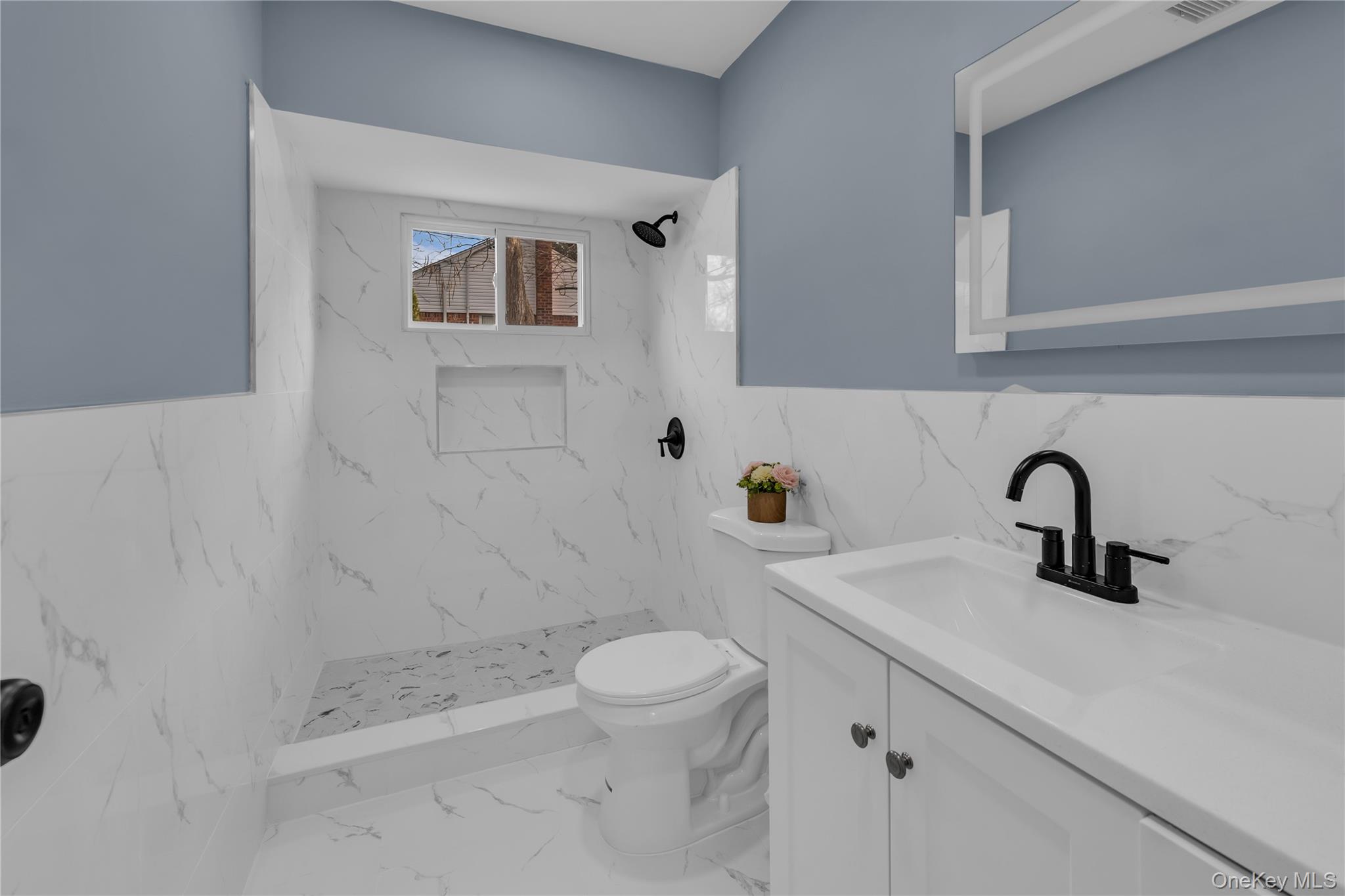 #11 photo, 585 Elwood Road, সাফোক কাউন্টি East Northport , NY 11731