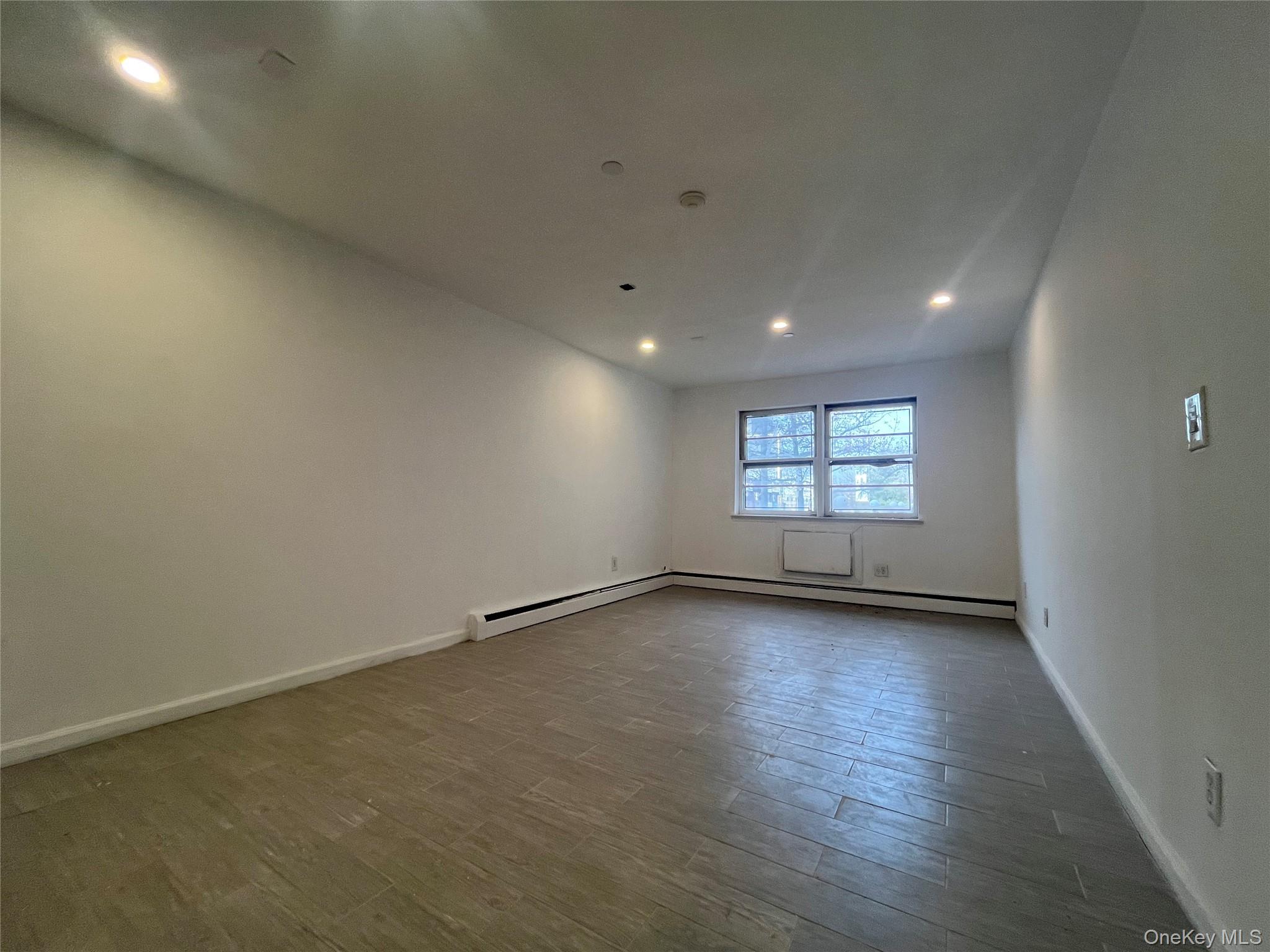 #4 photo, 142-01 37th Avenue, Flushing , NY 11354