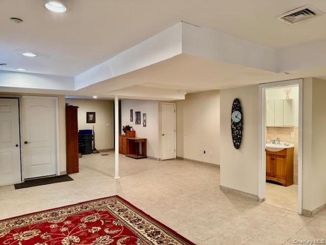 #5 photo, 60-28 60th Place, Maspeth , NY 11378