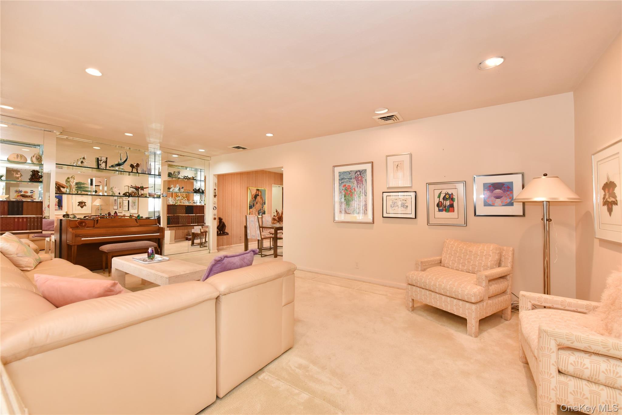 #10 photo, 217-49 Stewart Road, কুইন্‌স Oakland Gardens , NY 11364