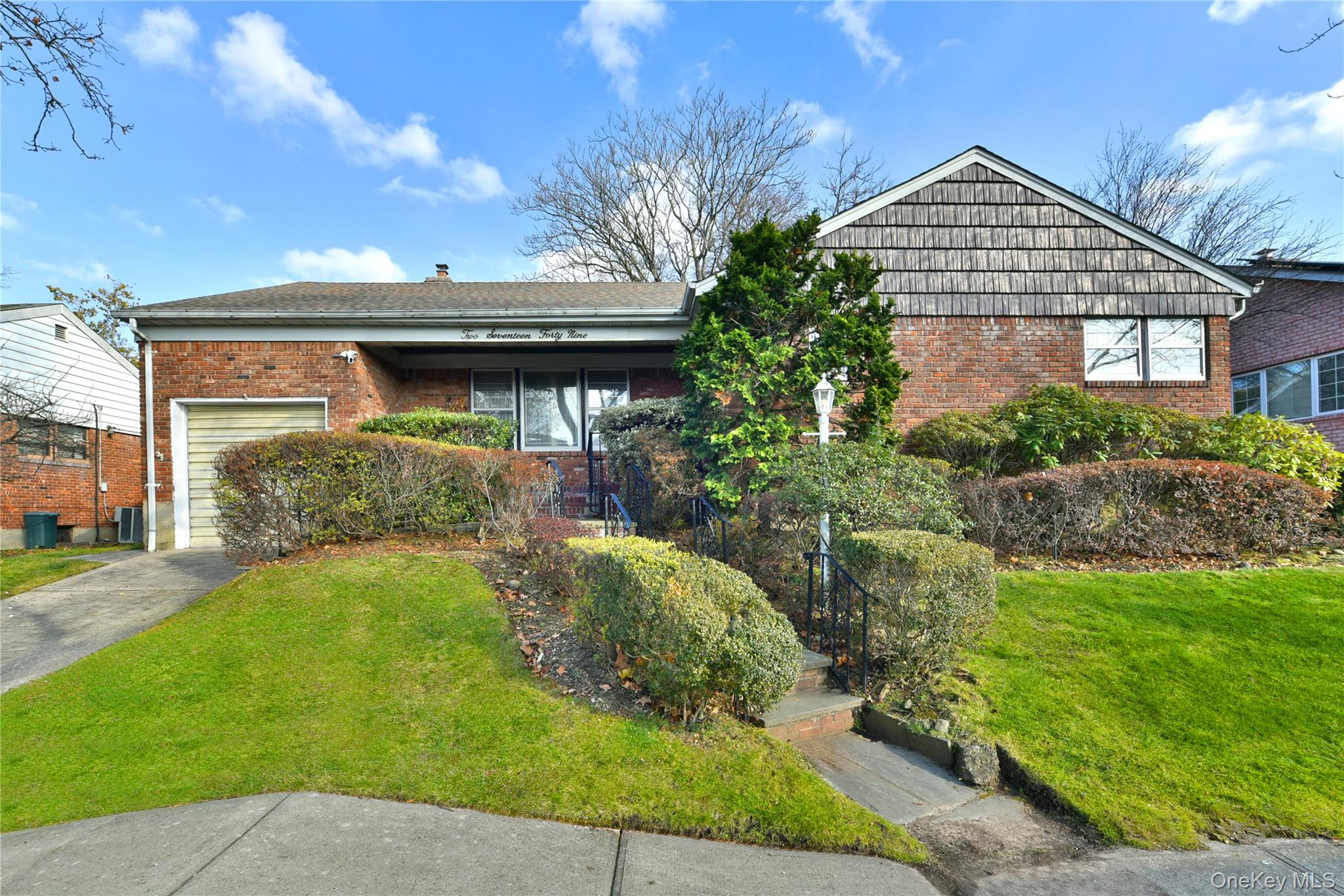 #2 photo, 217-49 Stewart Road, কুইন্‌স Oakland Gardens , NY 11364