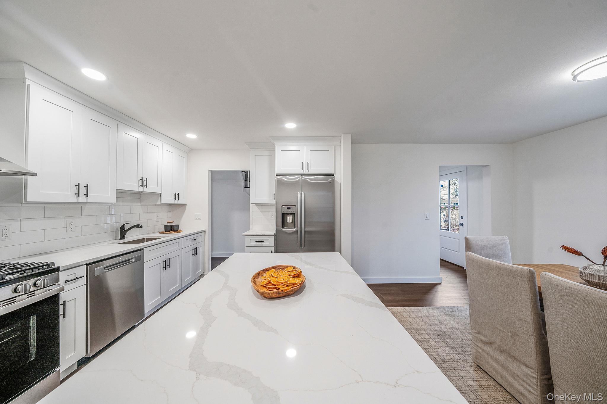 #4 photo, 3 Lilac Lane, Port Jefferson Station , NY 11776