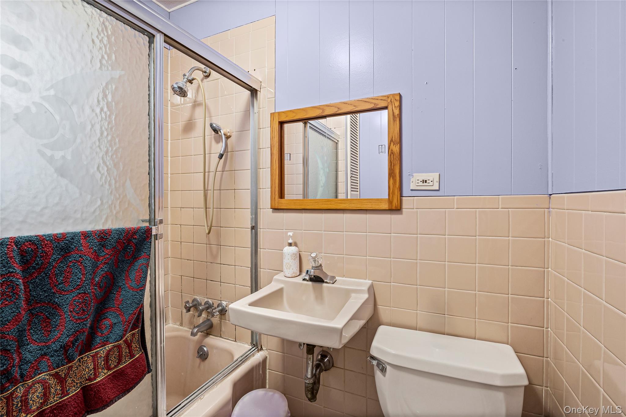 #17 photo, 3066 Western Boulevard, Baldwin , NY 11510