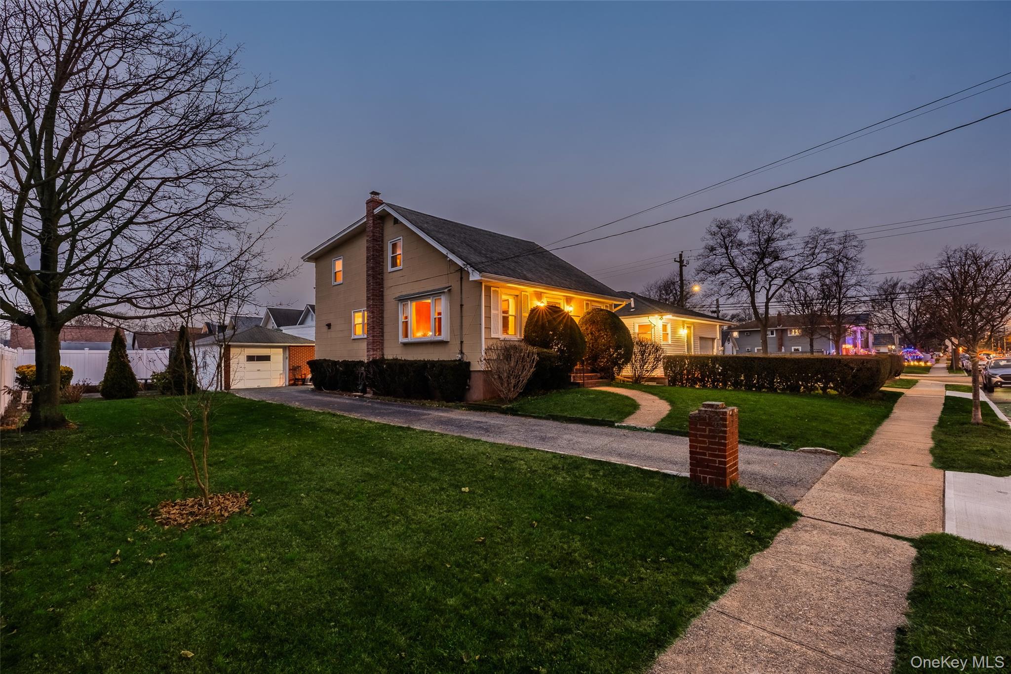 #4 photo, 3066 Western Boulevard, Baldwin , NY 11510