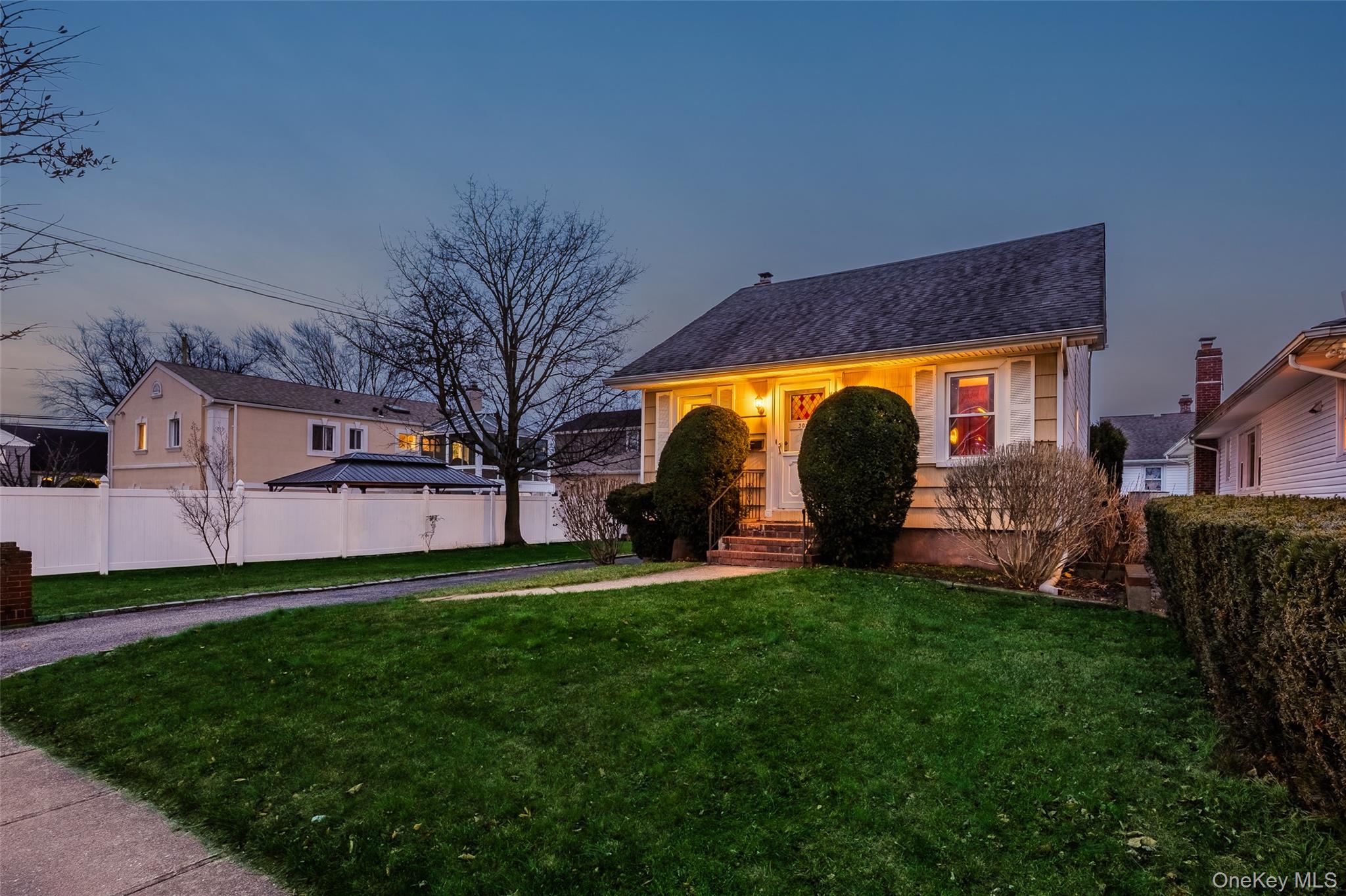 #5 photo, 3066 Western Boulevard, Baldwin , NY 11510