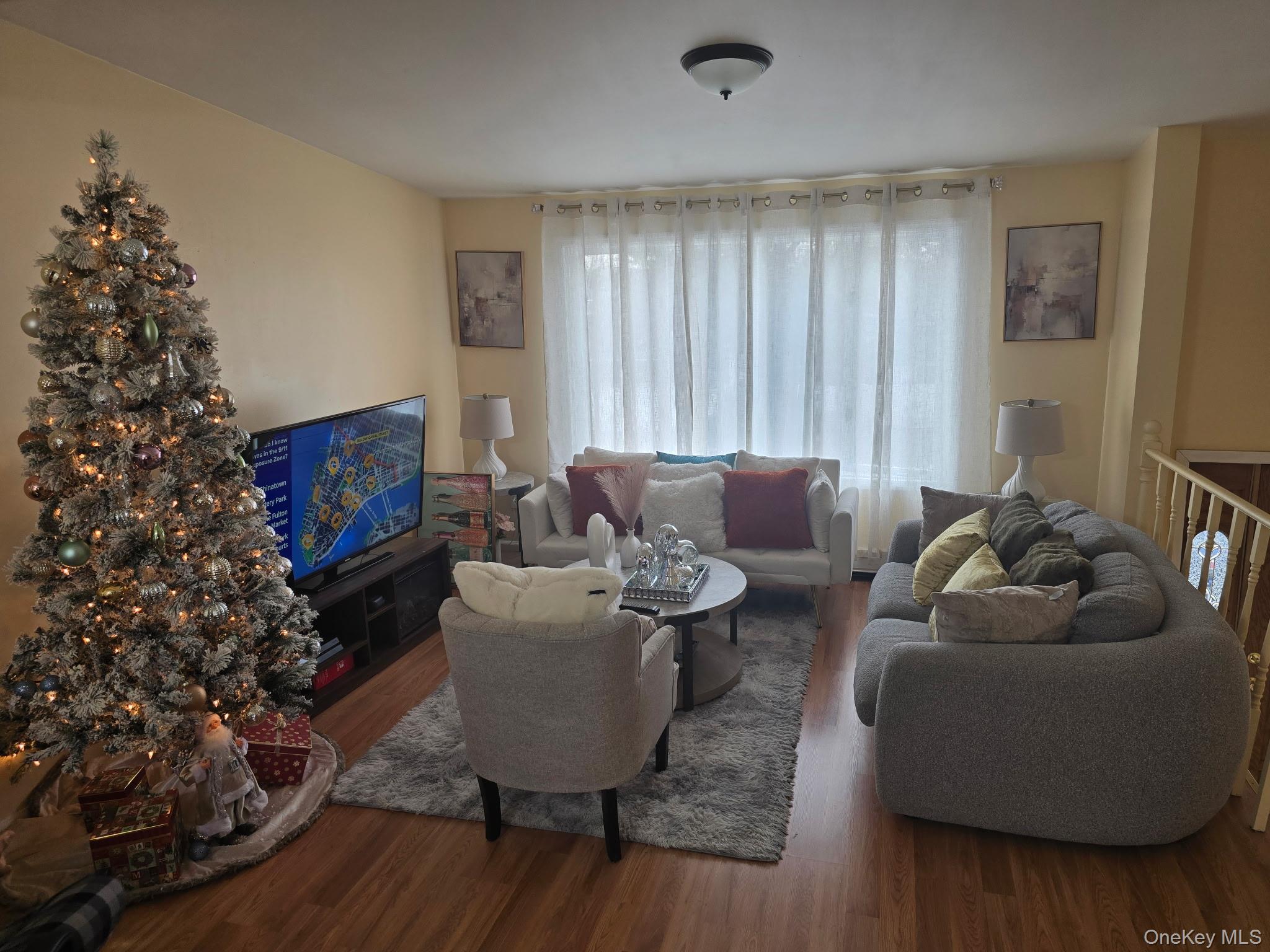 #10 photo, 1095 Pinebrook Court, West Hempstead , NY 11552